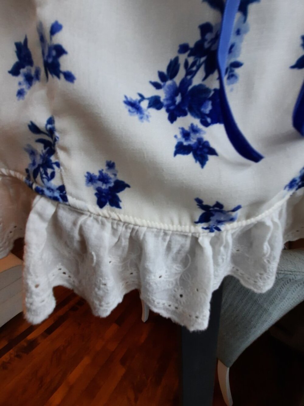 Blue Floral Lace Trim Cami – Cottagecore / Coquette Style.  Has flaw. - Picture 4 of 8